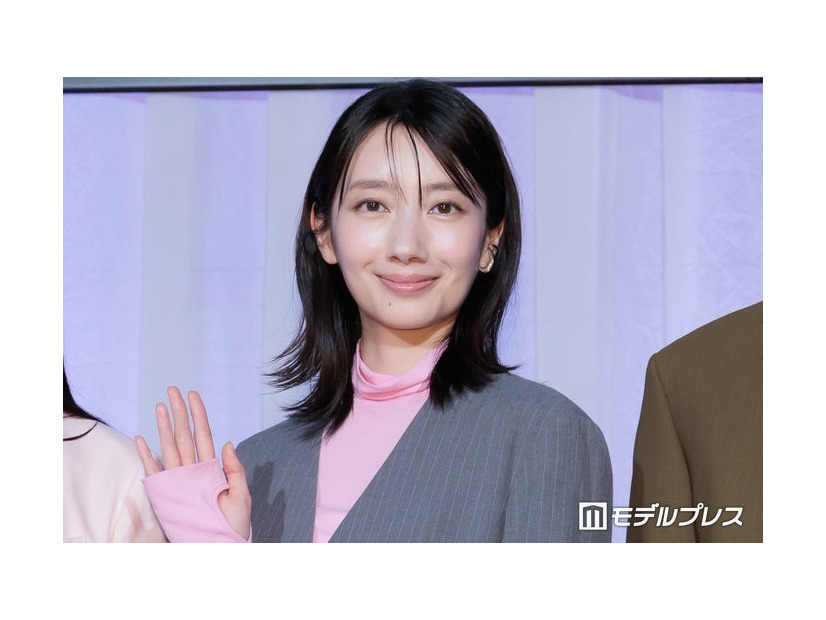 「月夜行路 ―答えは名作の中に―」制作発表会見に出席した波瑠（C）モデルプレス