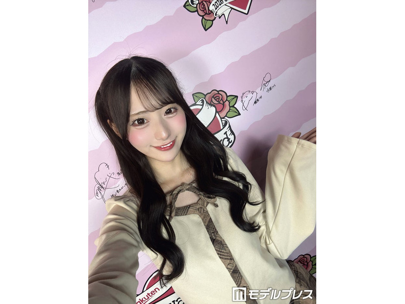 モデルプレスのインタビューに応じた綾瀬ことり（C）モデルプレス