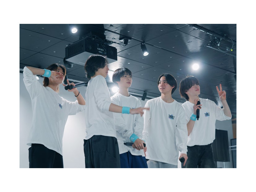 COTA、YUTA、HAL、AOI、KEITO（C）中京テレビ