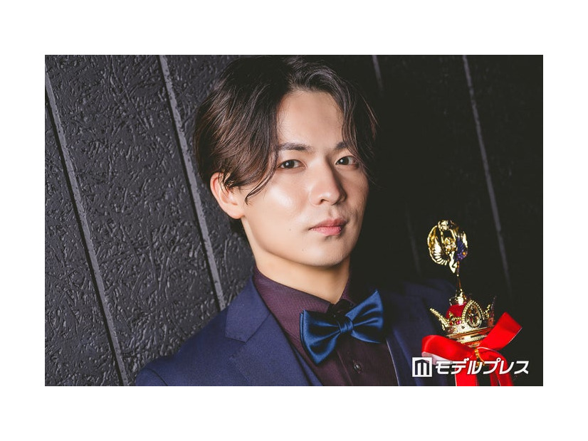 モデルプレスのインタビューに応じた上平恵太さん（C）モデルプレス