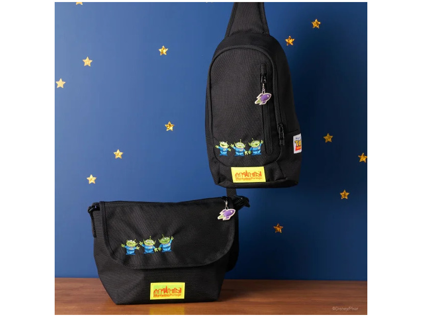 LITTLE ITALY CROSSBODY BAG | TOY STORY／NYLON MESSENGER BAG (SM)FZP MGNT | TOY STORY ALIENS
