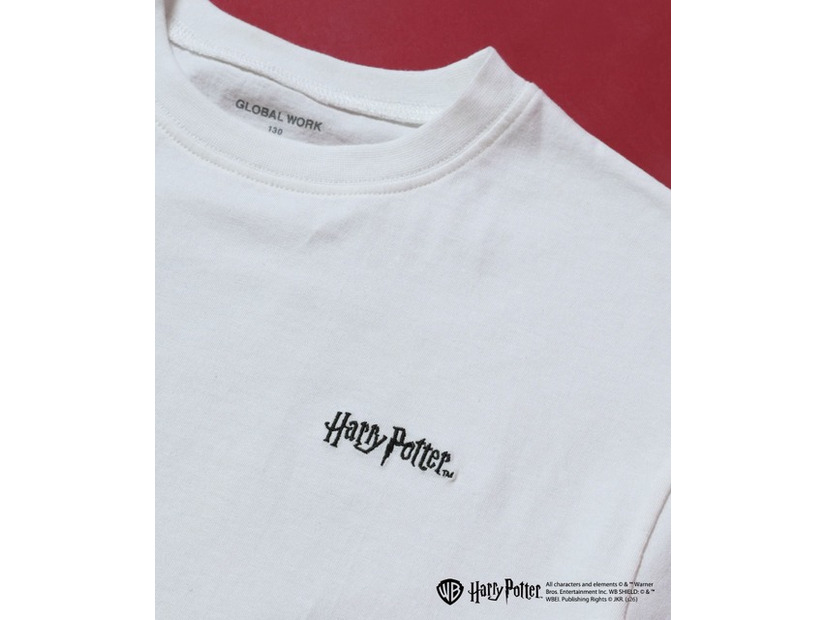 Tシャツ〈07：オフホワイト/The Sorting Hat〉