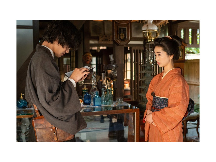 佐野晶哉、見上愛「風、薫る」第12話（C）NHK