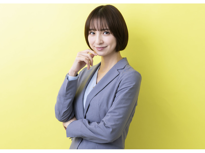 【篠田麻里子】サレ妻３人が同盟を結び、夫への復讐を企てる泥沼不倫ドラマに出演。「はっきり物事を言いそうだと思われがちだけど実は」モラハラに耐える主人公に思わず共感した理由とは