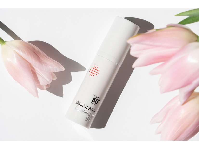 ダウンタイムでも使える「日焼け止め」。ドクターシーラボ®、美容皮膚科学発のUVスキンケアって？