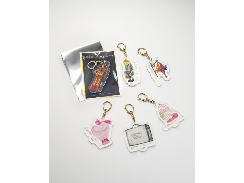 先行販売ノベルティ　