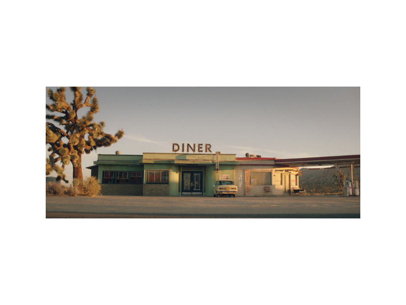 『ユマカウンティの行き止まり』© 2024 The Last Stop in Yuma County LLC.