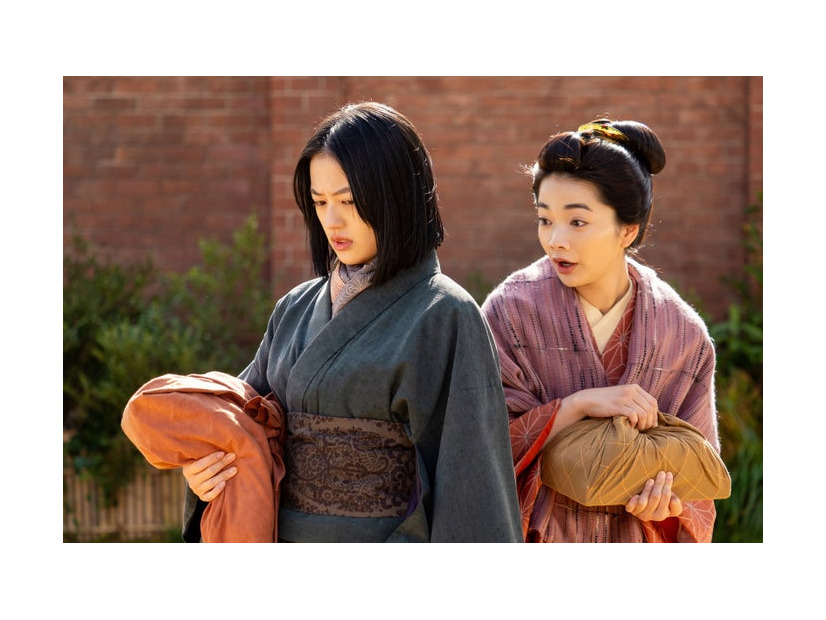 上坂樹里、見上愛「風、薫る」第21話（C）NHK