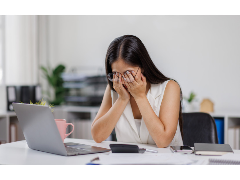 更年期のメンタル不調はまず婦人科へ。どんな検査と治療が行われる？