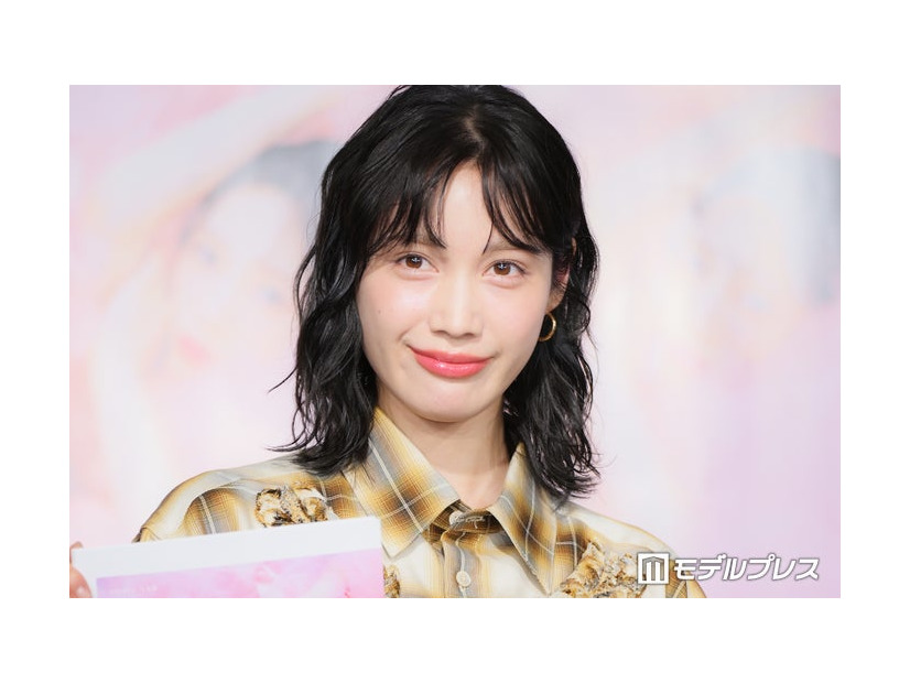 「中村ゆりか写真集 Yu LU ri NA」発売記念イベントに出席した中村ゆりか（C）モデルプレス