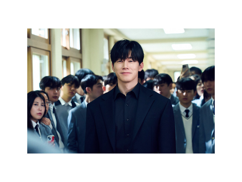 Netflixシリーズ「鉄槌教師」6月5日独占配信