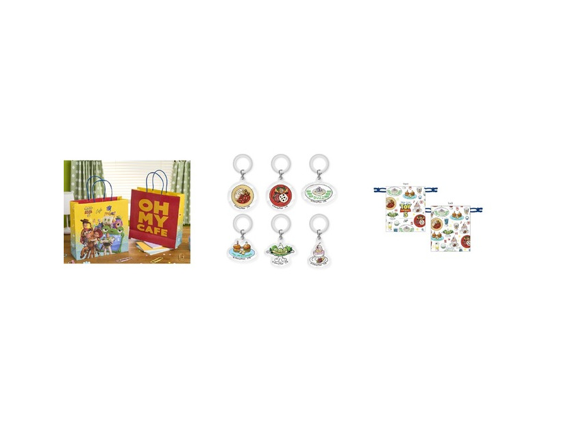 紙ショッパー　、めじるしチャーム（MENU）、巾着（MENU）© Disney/Pixar