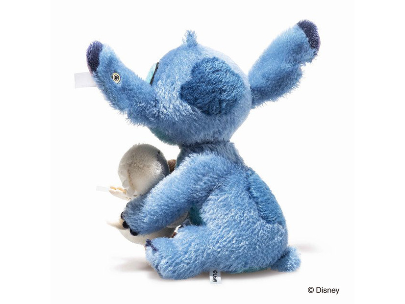 「ディズニースティッチとアヒルの子」© Disney © Margarete Steiff GmbH 2026　