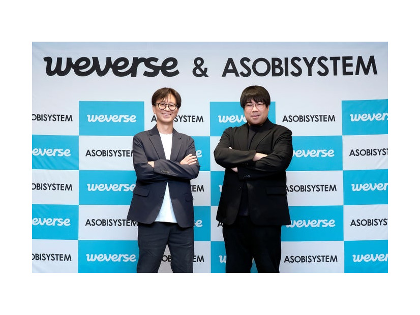 ムン・ジス氏、中川悠介氏（C）2026 Weverse Con Festival