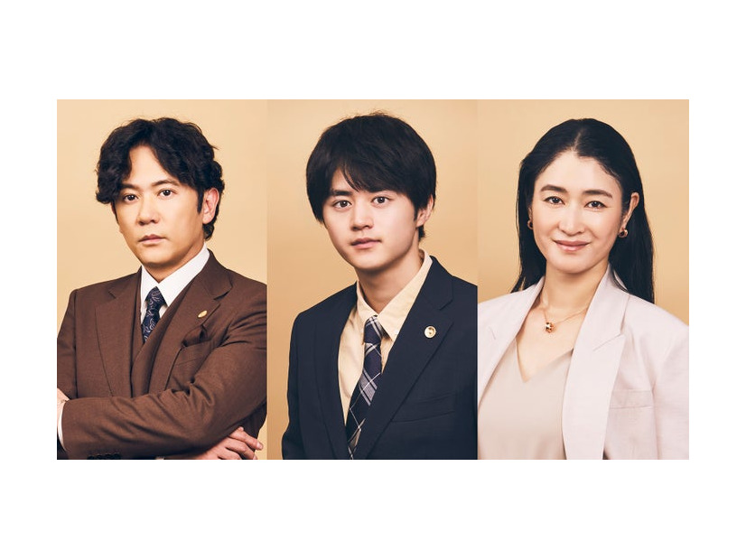稲垣吾郎、鈴鹿央士、小雪（C）「リーガルビート –逆転の法廷–」製作委員会