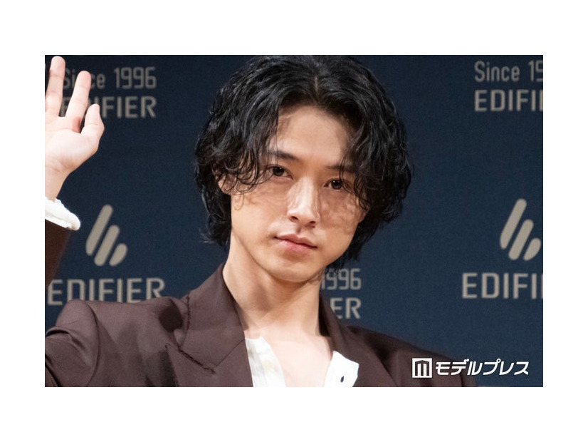 「EDIFIER」新CM発表会に登壇した山崎賢人（C）モデルプレス