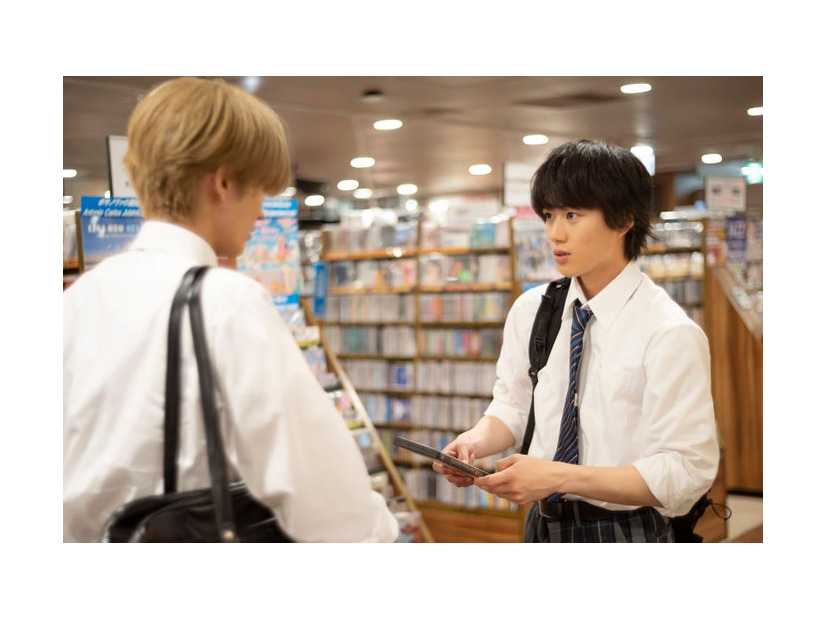 杢代和人、奥智哉（C）古⽮渚・⼀迅社／「君は夏のなか」製作委員会