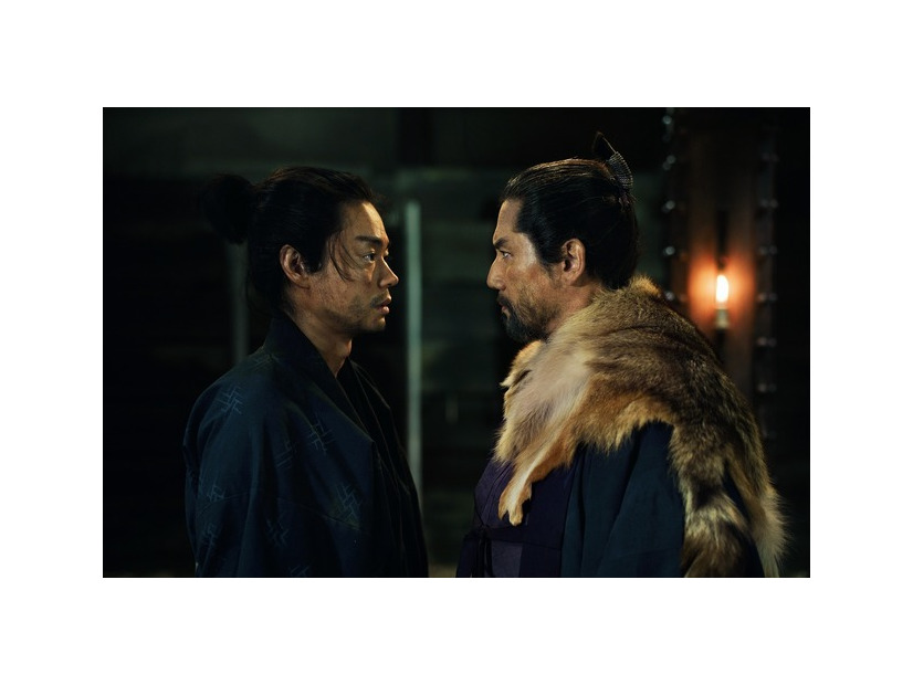 『黒牢城』(C)米澤穂信/KADOKAWA　(C)2026映画「黒牢城」製作委員会