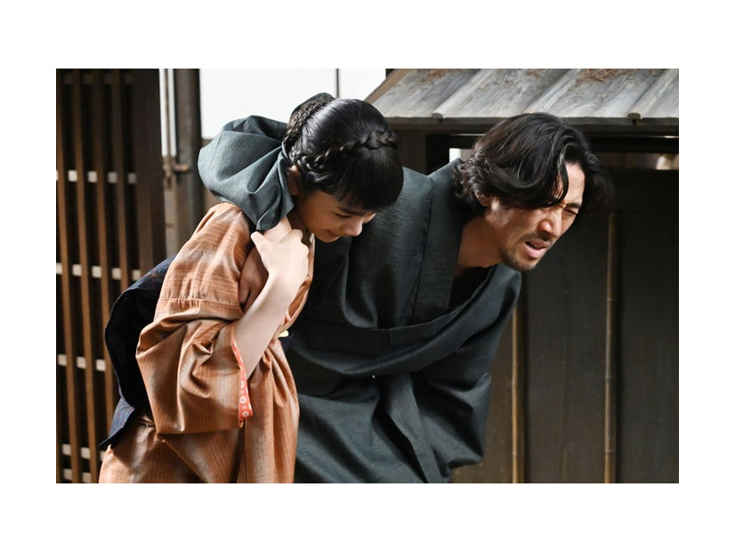 見上愛、本田大輔「風、薫る」第71話（C）NHK