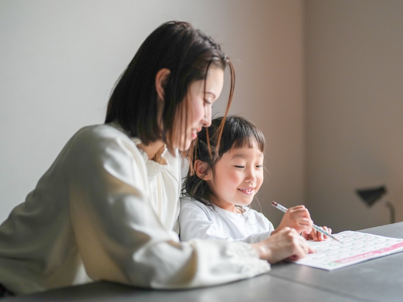 中学受験で差がつく子は何が違う？超難関「御三家」に子どもたちを合格させた3児の母がすすめる「思考力を鍛える行動」とは