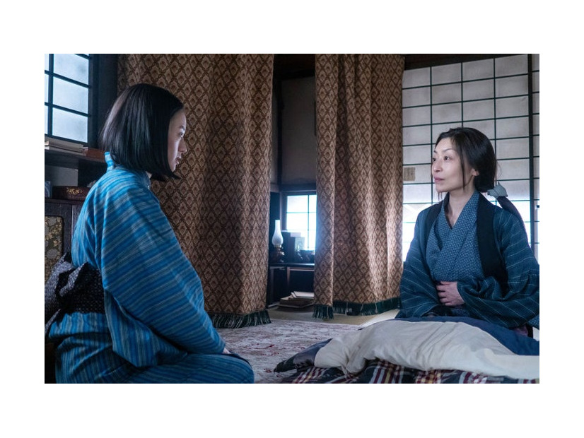 上坂樹里、内田慈「風、薫る」第81話（C）NHK