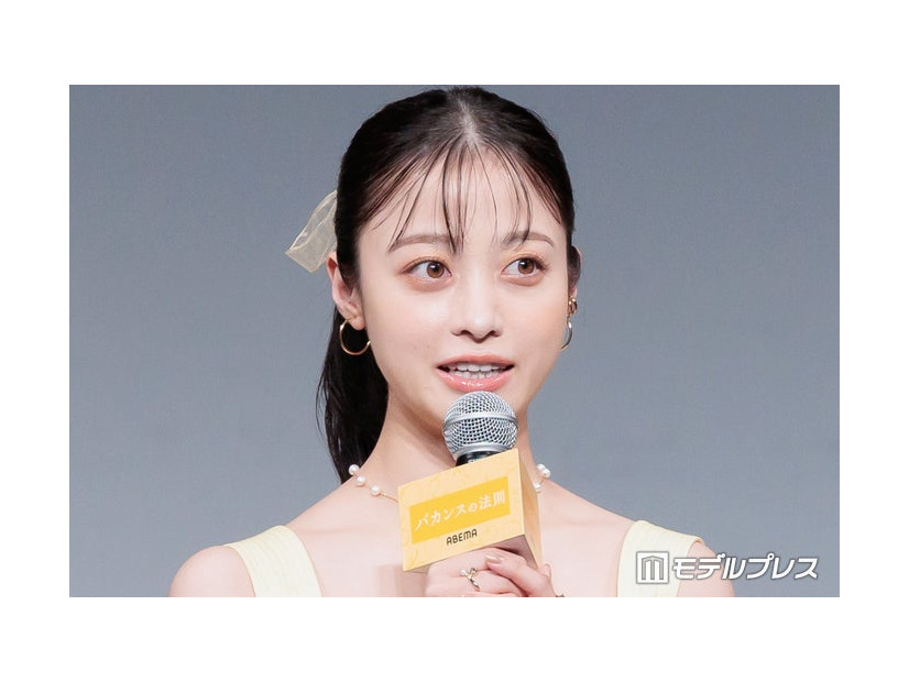 「バカンスの法則」プレミアイベントに出席した橋本環奈（C）モデルプレス