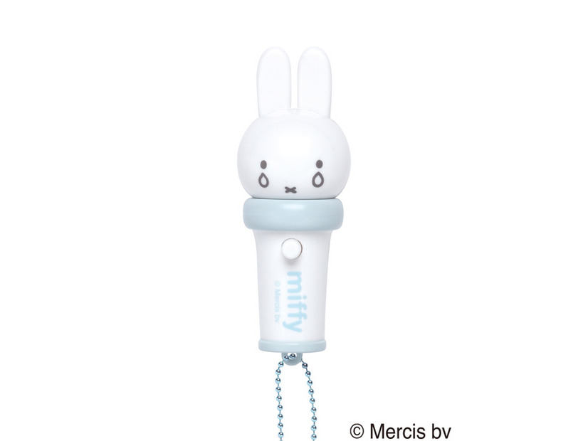 ミッフィー（泣き虫）／Illustrations Dick Bruna © copyright Mercis bv, 1953-2026  www.miffy.com