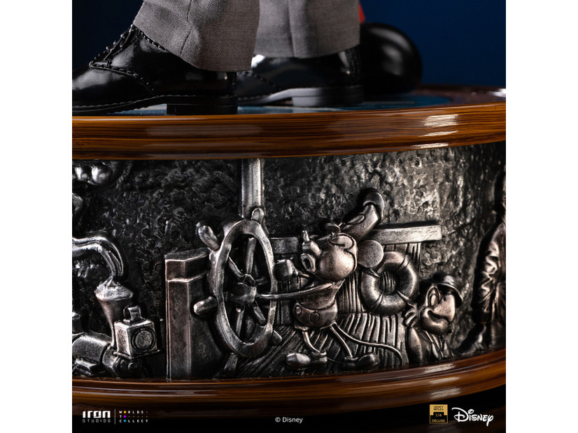 「デラックス・レガシーレプリカ・シリーズ」1/4スケール　ウォルト・ディズニー＆ミッキーマウス／260,000円 (税込)