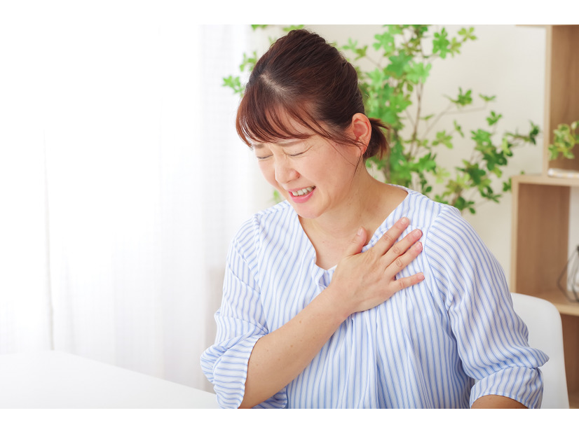 子育てと仕事に「更年期」が重なる40代。ホットフラッシュと動悸の毎日。「わかってはいるけれど、正直つらい」【100人の更年期・リバイバル】