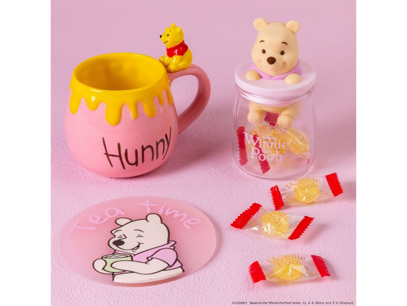 【ロフト限定】フィギュア付きマグ 1,980円／キャンディボトル 1,650円／ラバーコースター 全2種類 各990円