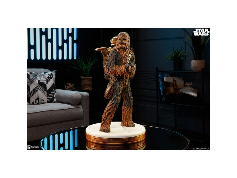 『スター・ウォーズ』 【プレミアム・フォーマット・フィギュア】チューバッカ＆C-3PO／170,000円（税込）