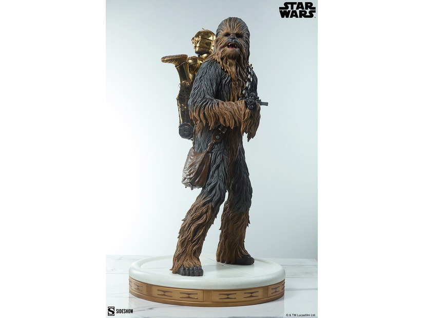 『スター・ウォーズ』 【プレミアム・フォーマット・フィギュア】チューバッカ＆C-3PO／170,000円（税込）