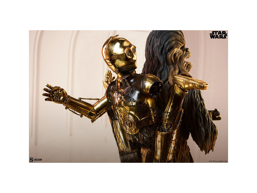 『スター・ウォーズ』 【プレミアム・フォーマット・フィギュア】チューバッカ＆C-3PO／170,000円（税込）