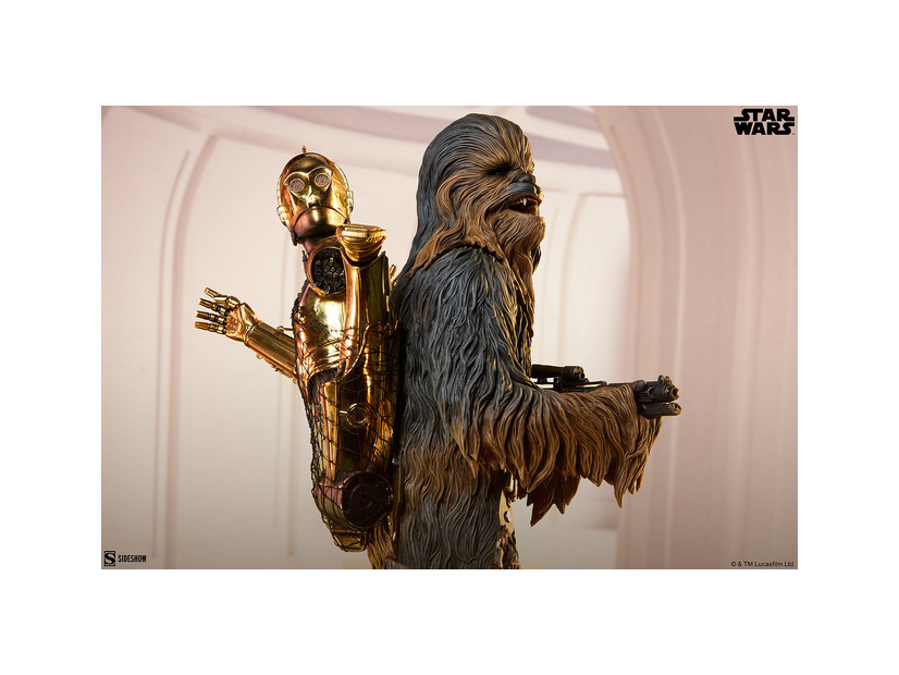 『スター・ウォーズ』 【プレミアム・フォーマット・フィギュア】チューバッカ＆C-3PO／170,000円（税込）