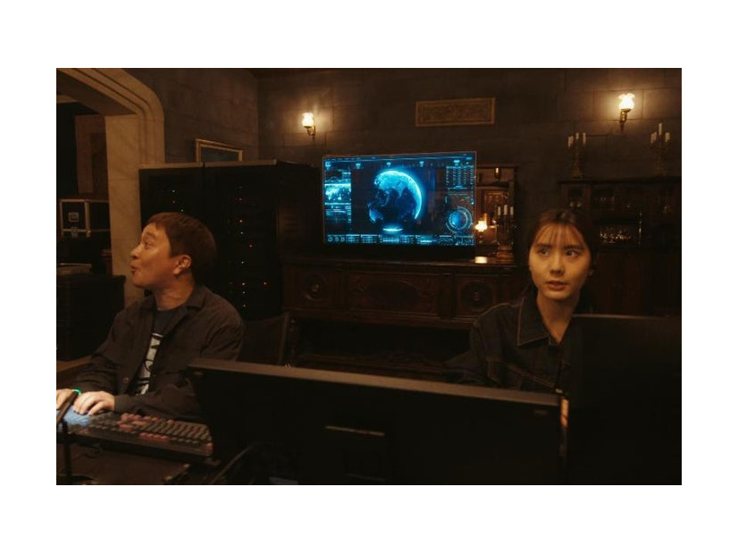 濱田岳、花岡すみれ「VIVANT」第18話（C）TBS