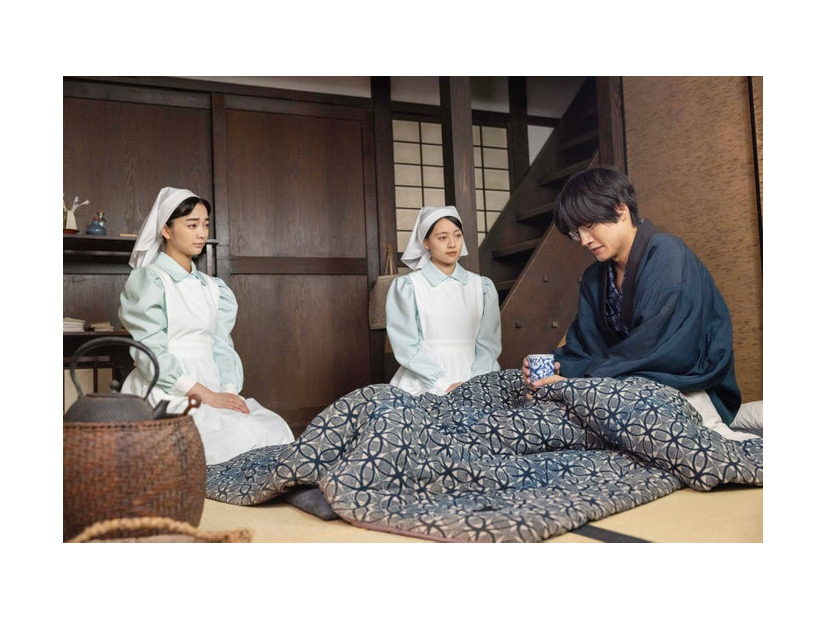 見上愛、上坂樹里、佐野晶哉「風、薫る」第124話（C）NHK