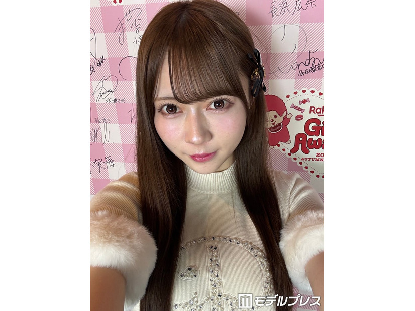 モデルプレスのインタビューに応じた水瀬さらら（C）モデルプレス