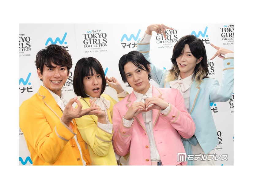 「女子高生に受けそうなポーズで！」というリクエストに応じてくれたモナキ（C）モデルプレス