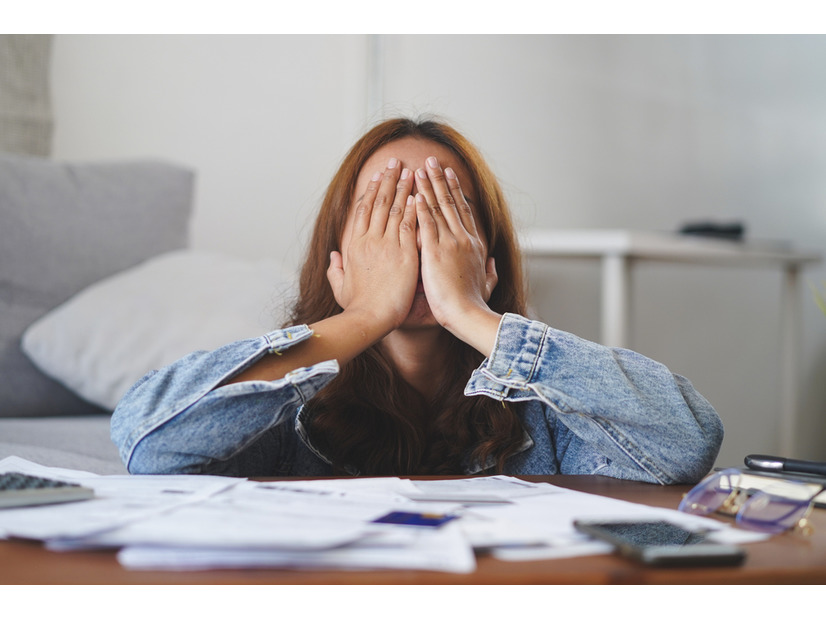 彼女は「お金を貸してくれる人がもういない」と言った。愉快すぎる「お金に苦労する人たち」列伝