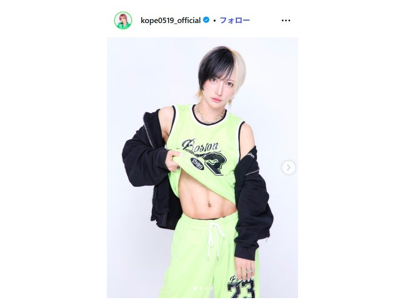「700万かけて全顔整形してきたけど、身体は無課金」リアルピース・こぺ、ミニスカ女装姿で美脚披露「メイクの完成度も高い」「年齢不詳の美女すぎる」と反響