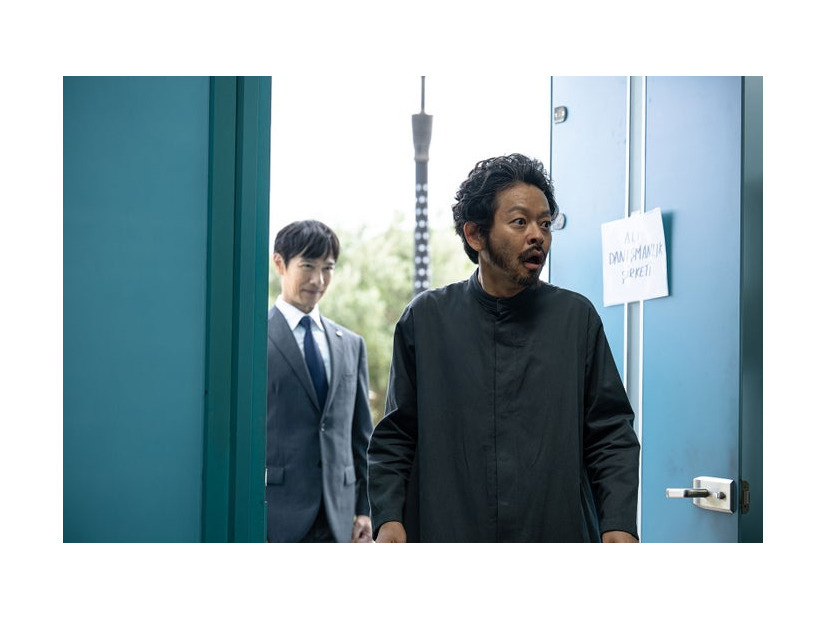 堺雅人、山中崇（提供写真）