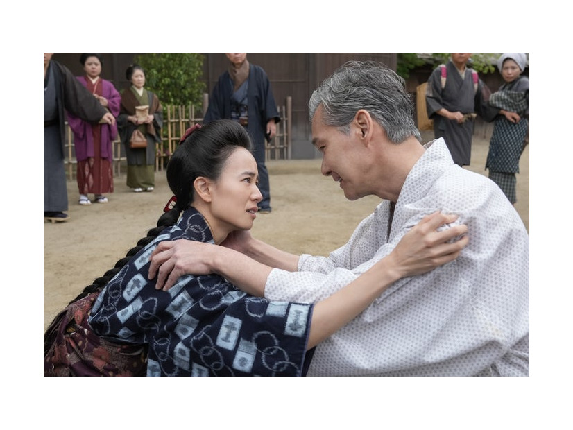 石橋静河、渡部篤郎「ブラッサム」第10話（C）NHK