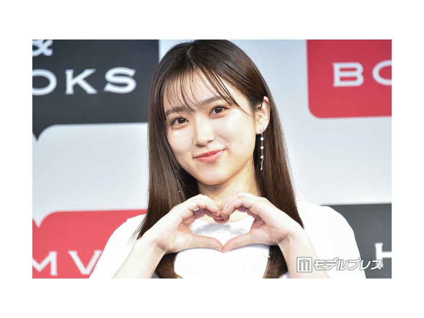 矢吹奈子（C）モデルプレス