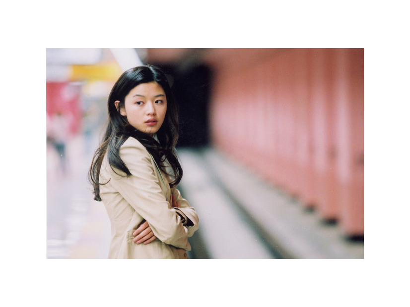 『猟奇的な彼女 4K完全版』　（C） 2001 ShinCine Communications Co., Ltd., All Rights Reserved
