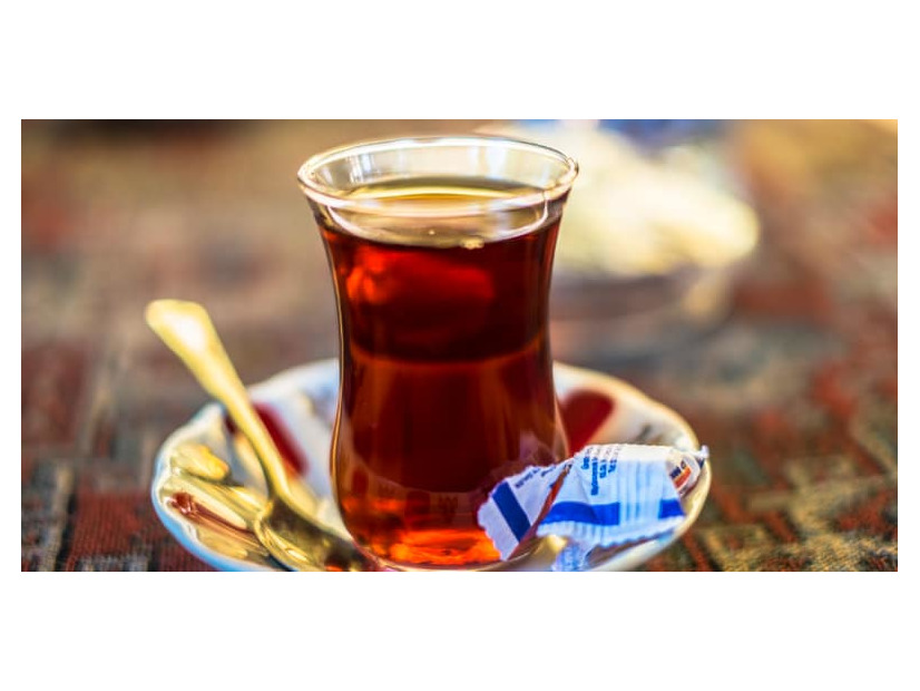 長友も知っとくべき！？ペペ先輩が教える「トルコのお茶の飲み方」