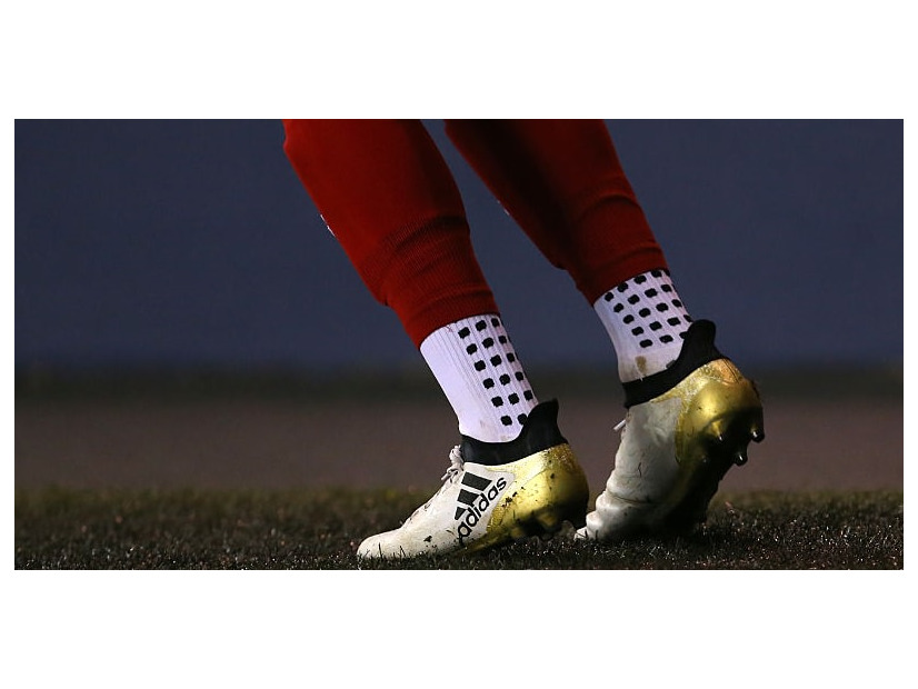 adidas製のMLSユニに驚きの「新仕様」！なんと足先なしのソックス