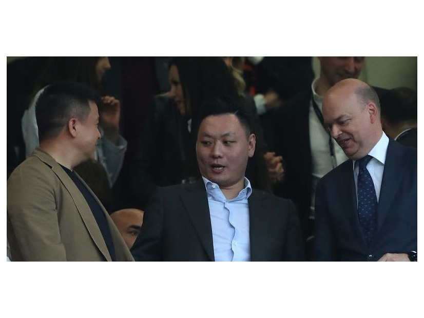 ミラン首脳陣、中国人オーナー「追い出し」を計画中？クラブ内が分裂か