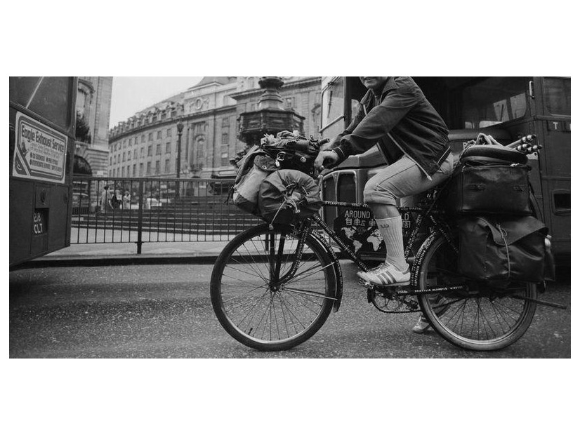 日本代表が勝ったので、自転車で1000km近く走ることになった人がいる