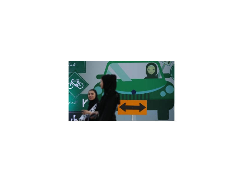 女性のサッカー観戦が解禁のサウジ、「少女の涙」が話題に