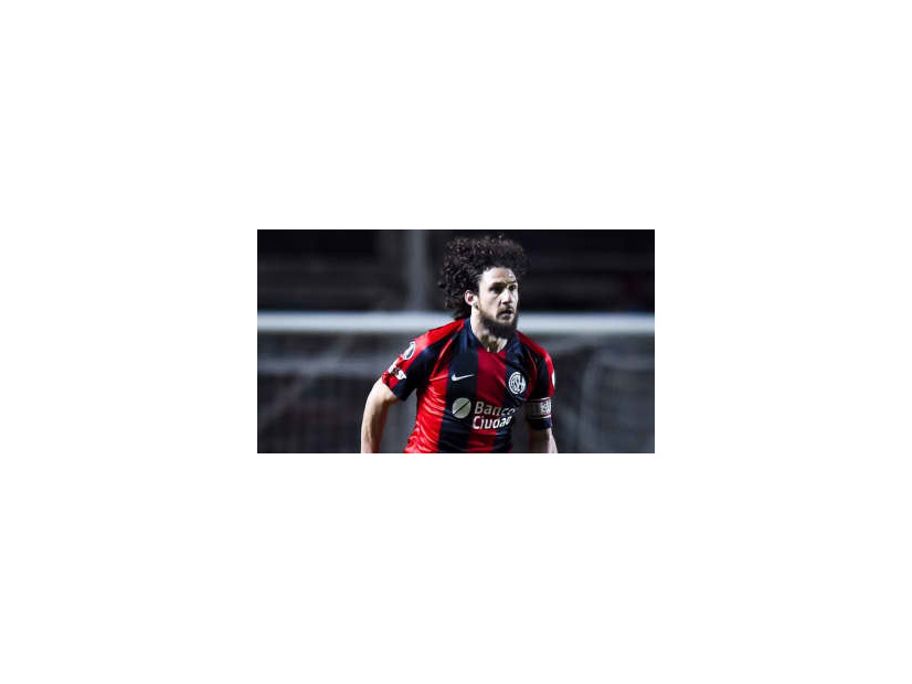 37歳コロッチーニが大ブチギレ！「顔ムニュ」での退場がこれ